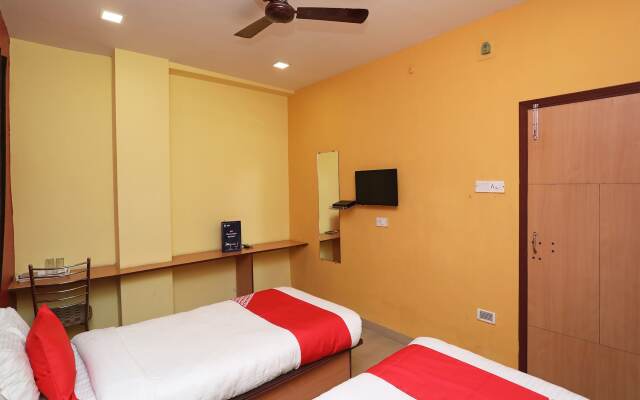 OYO Flagship 15738 Hotel Ag Star