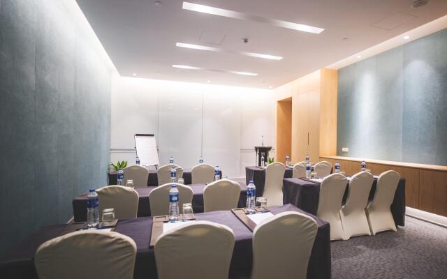 Holiday Inn Express Shanghai Songjiang Fangta by IHG