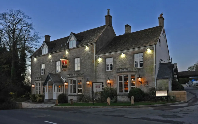 Royal George Hotel