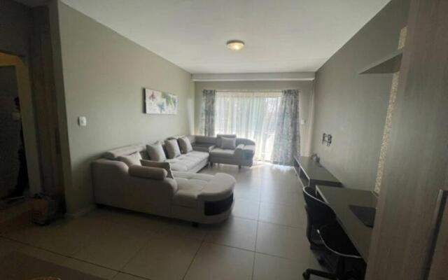 Lovely 2 Bedroom Rental Unit Available Immediately