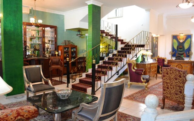 Palacio Domain Luxurious Boutique Hotel