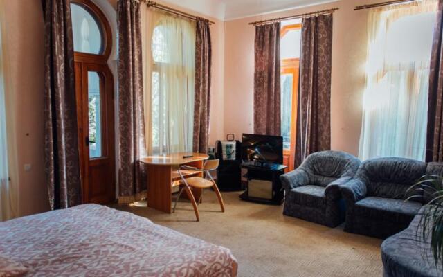 У Графини Лещинской