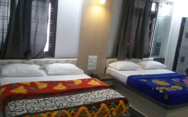 Hotel Divya palace & Restaurent