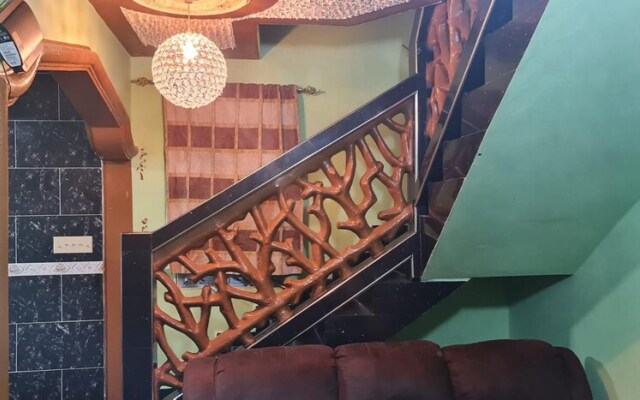 Immaculate 3-bed House in Portmore Near Hellshire
