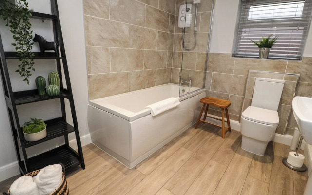 The Bungalow at 46 Church St