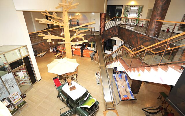 Maum Hotel and Backpackers