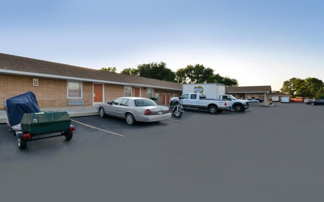 Corn Palace Inn