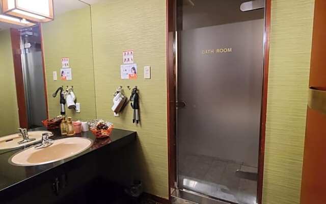 Hotel 24(Twenty four)