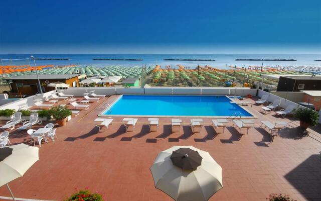 Hotel Embassy Pesaro