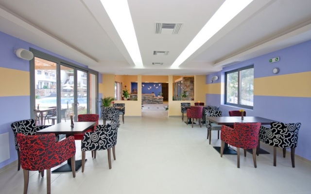 4 Epoches hotel