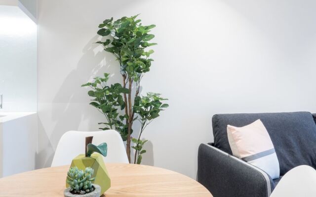 LittleStay Collection- Eporo
