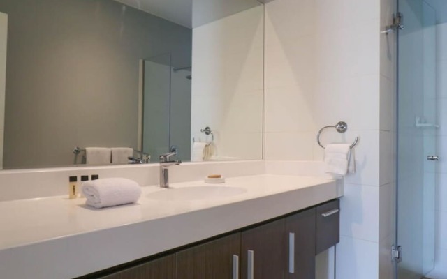 w Beautiful 2BR With Terrace in Miraflores