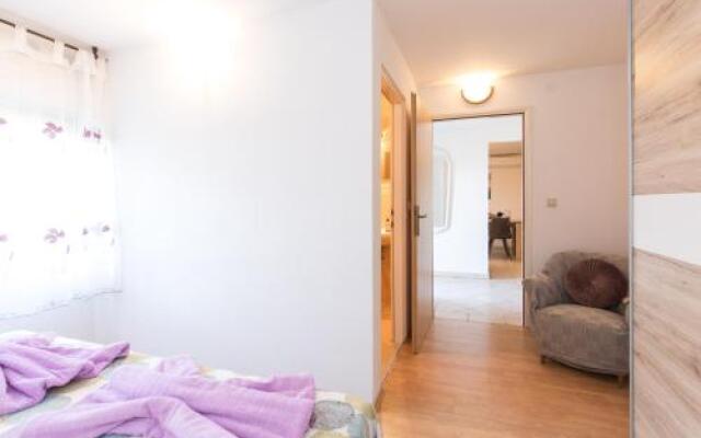 Apartment Adrijana