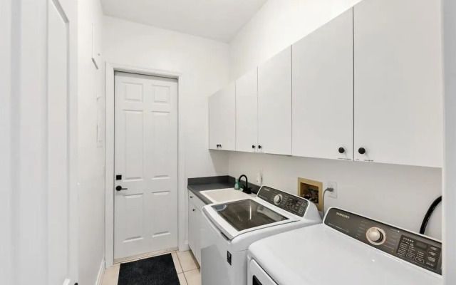 228 Freeport Court