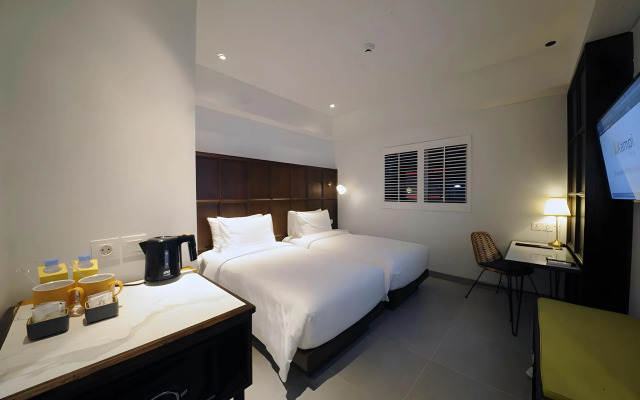 Kampi Hotel Tunjungan – Surabaya