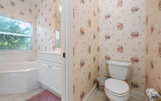 Private Beach & Community Pool