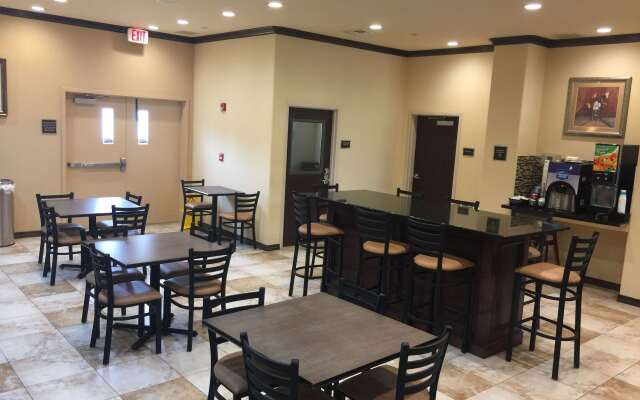 Best Western Red River Inn & Suites