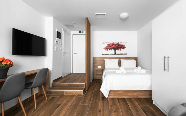 Ultima Suites Nilie Hospitality MGMT