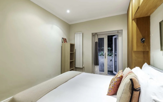 Stylish Kings Cross Apartment With Garden Retreat