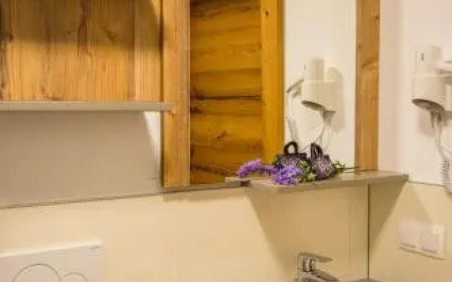 Lorenzer Schlafstubn/Haus Wanderl