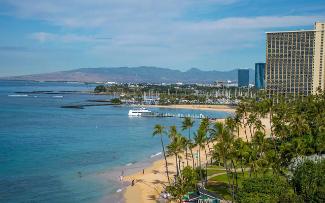 Waikiki Shore by OUTRIGGER