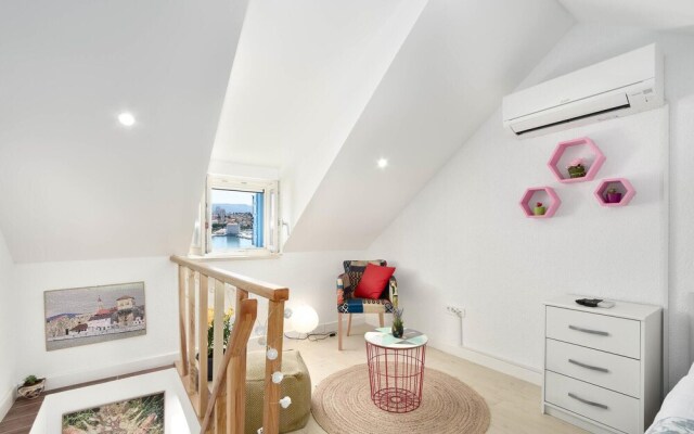 Nice Apartment in Split With 1 Bedrooms and Wifi