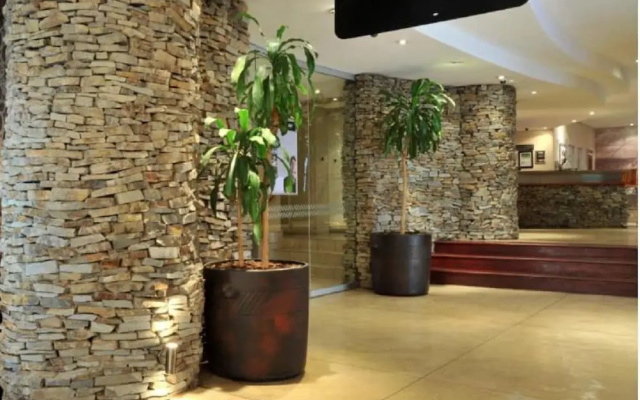 Mapungubwe Hotel