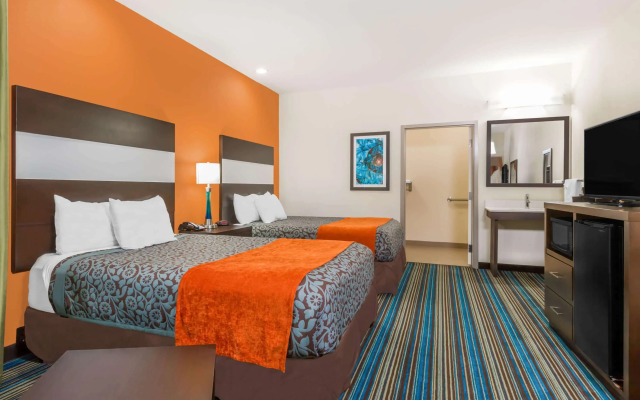 Days Inn & Suites by Wyndham Katy