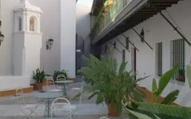 Pilatos Singular Apartments