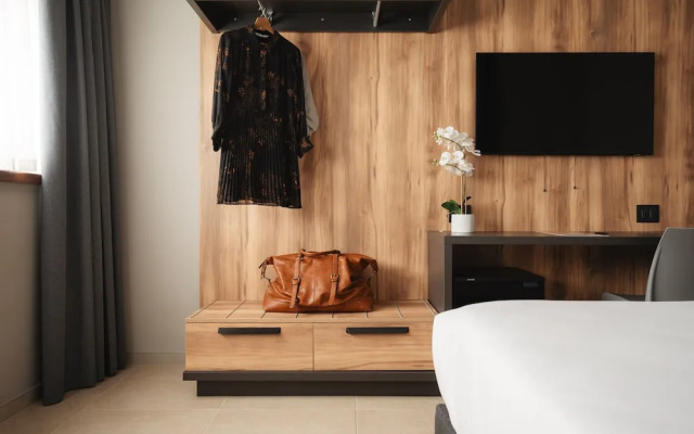 Mood Hotel