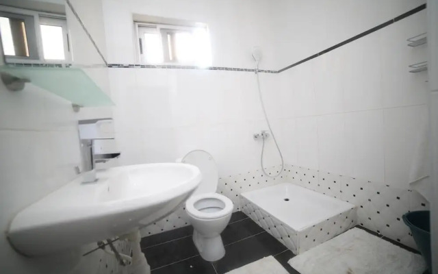 Akmary Guest House