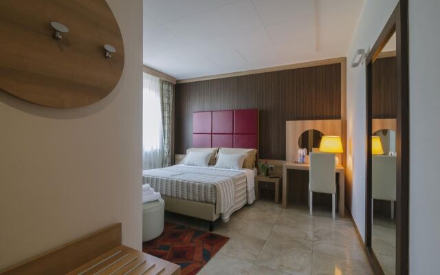 Piccolo Hotel