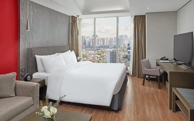 F1 Hotel Manila