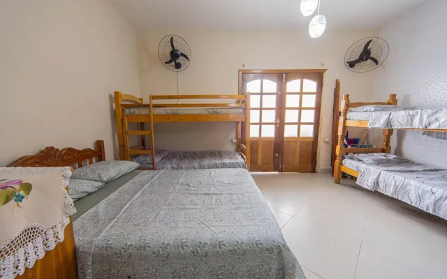 Casa Para 6 Pessoas com Churrasqueira em Peru be