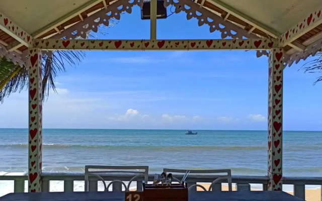 Nasya Beachside Cottages