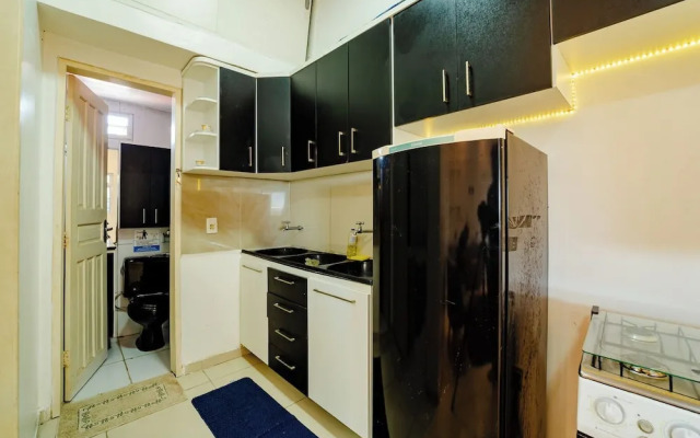 Flat Completo p 2 Pessoas Pr Ximo ao Aeroporto