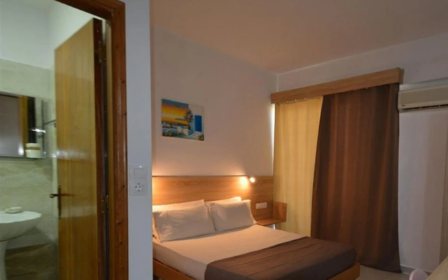 Sotirakis Hotel Studios