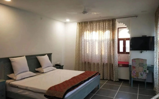 Hotel Mewari Villa Udaipur