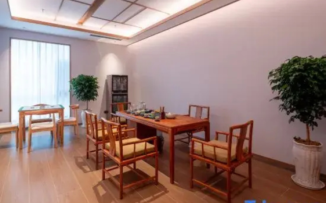 Xinhe International Hotel