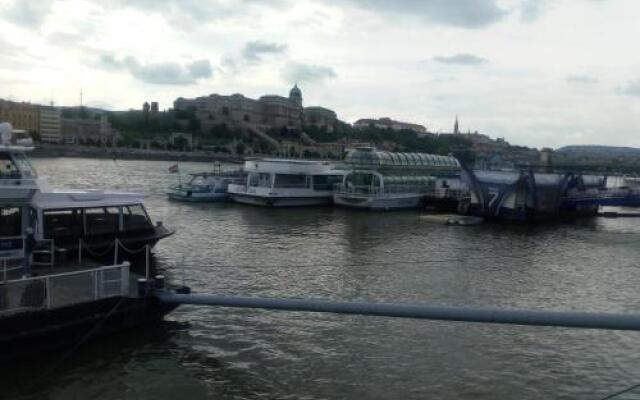 Budapest Central Apartment