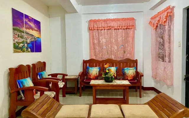 Vacation House in Baguio with Amazing Sunset Views