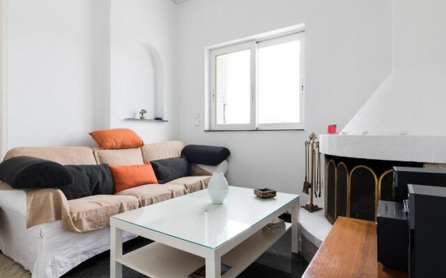 An Adorable Apartment in Athens
