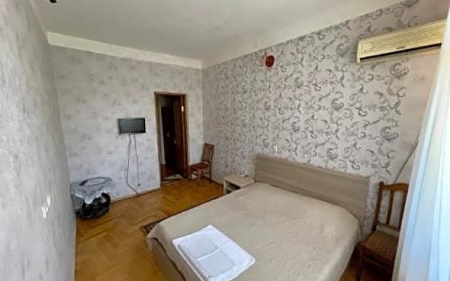 Oto Hotel
