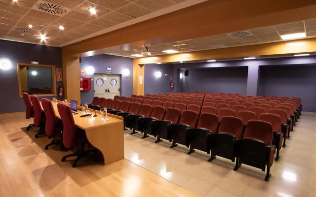 Villa Alojamiento y Congresos - Villa Universitaria