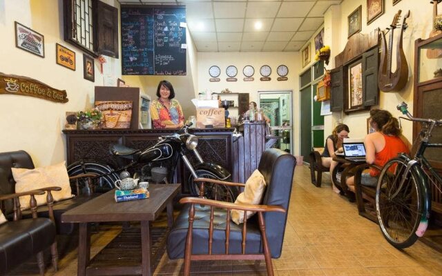 Speakeasy Homestay