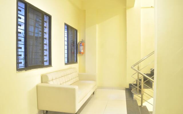 JK Rooms 126 Parashar Legacy - Station