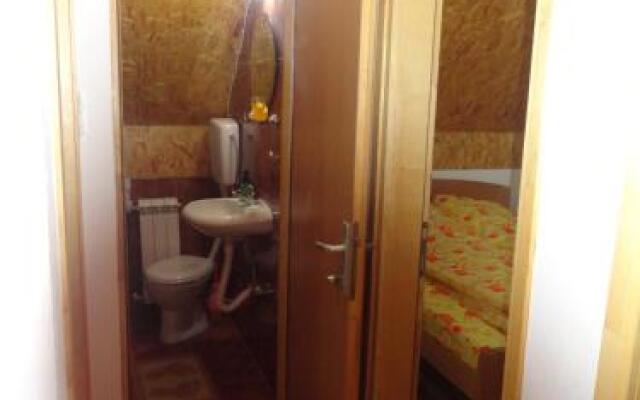 Guest House Happy