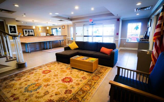 Country Inn & Suites by Radisson, Burlington (Elon), NC