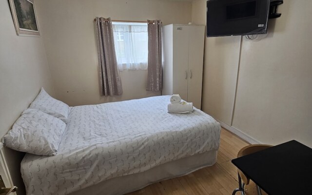 Bruce Rooms