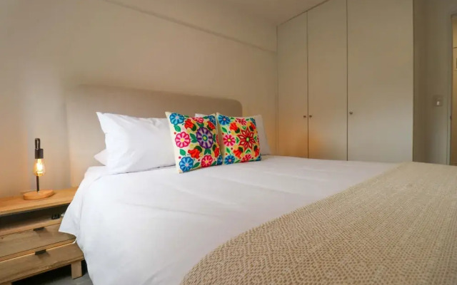 w Radiant 1BR w Perfect Balcony in Cusco